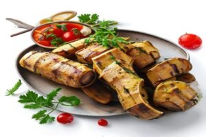 Картофельные дольки с розмариновым соусом и чесноком, подаются с кетчупом
